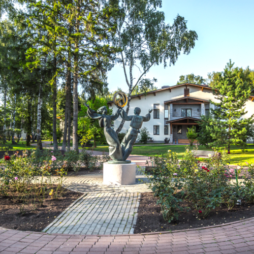 *Отель "Arthurs Spa Hotel by Mercure" / "Артурс СПА отель от Меркюр"